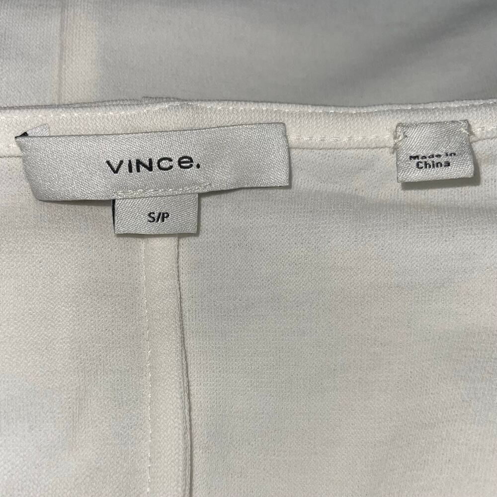Vince Dolman Flutter Sleeve Top V-Neck - Picture 4 of 7